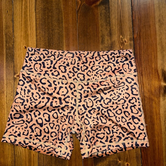 I am becoming no ride 5 inch shorts size medium - Picture 1 of 1